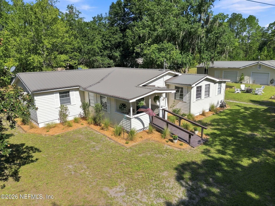 Photo of 33485 MEADOWS Lane