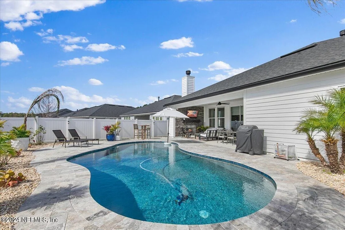 Photo of 140 PINE FOREST Court