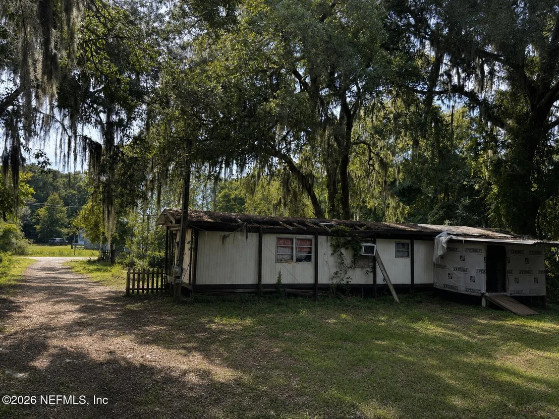 Photo of 85042 HALLS Lane