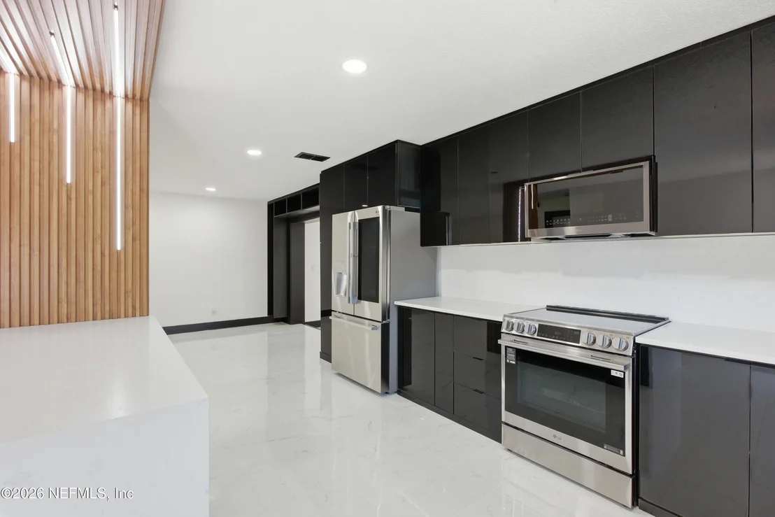 Photo of 802 ANTIGUA Road