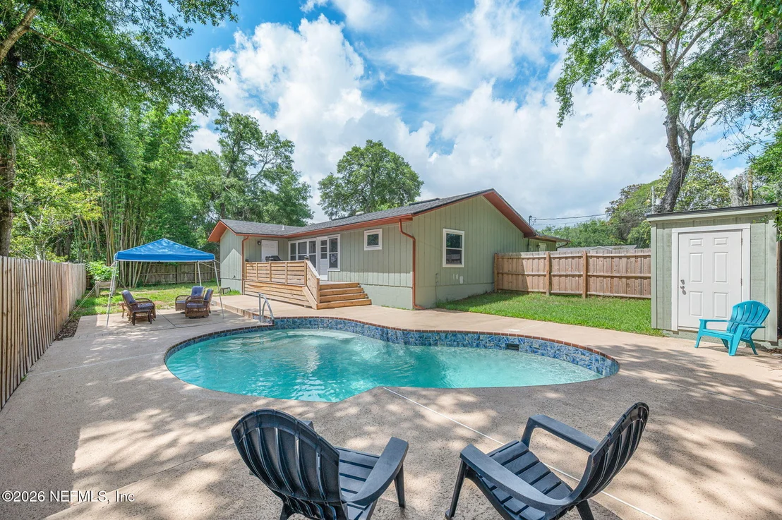 Photo of 507 GENTIAN Road