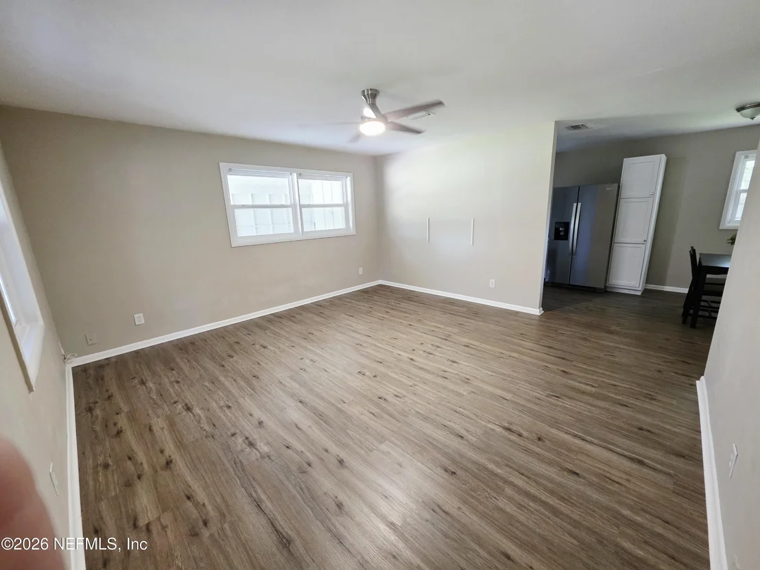 Photo of 10625 DODD Road