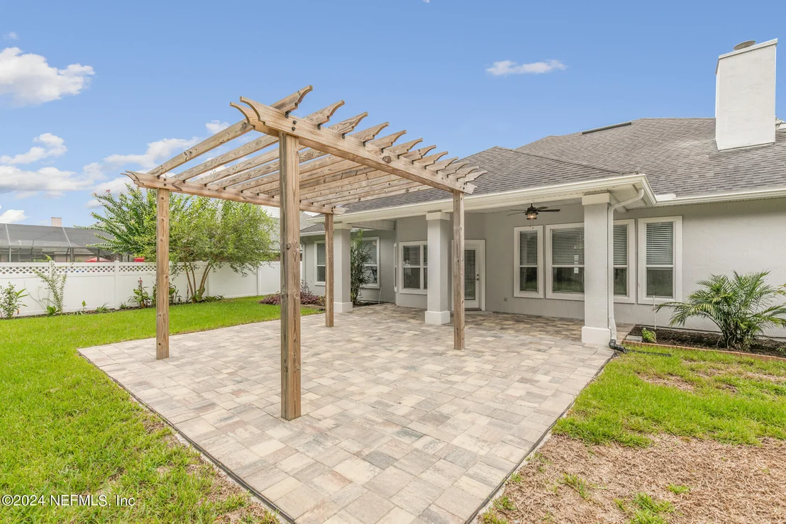 Photo of 4120 LONICERA Loop
