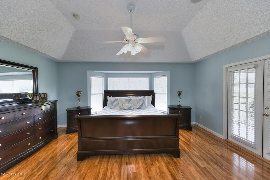 Photo of 1580 AUSTIN Lane