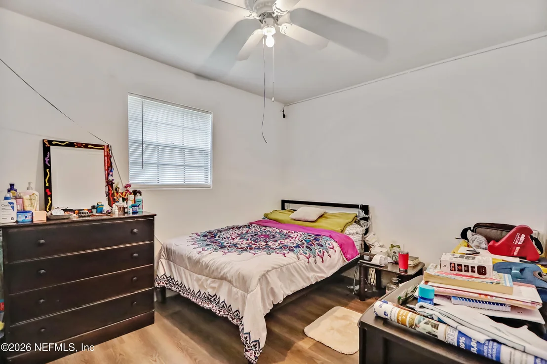 Photo of 3483 THORNHILL Drive