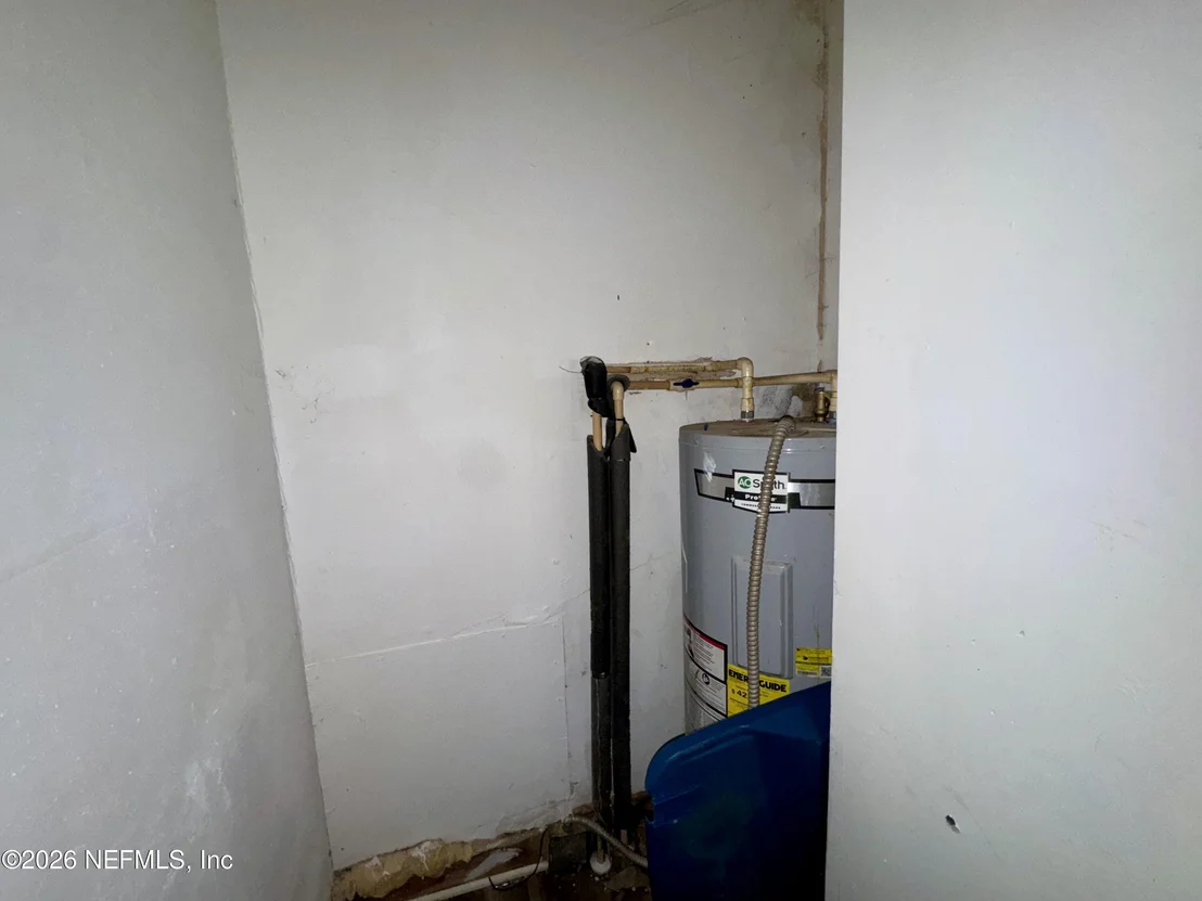 Photo of 2051 FRANK E Avenue