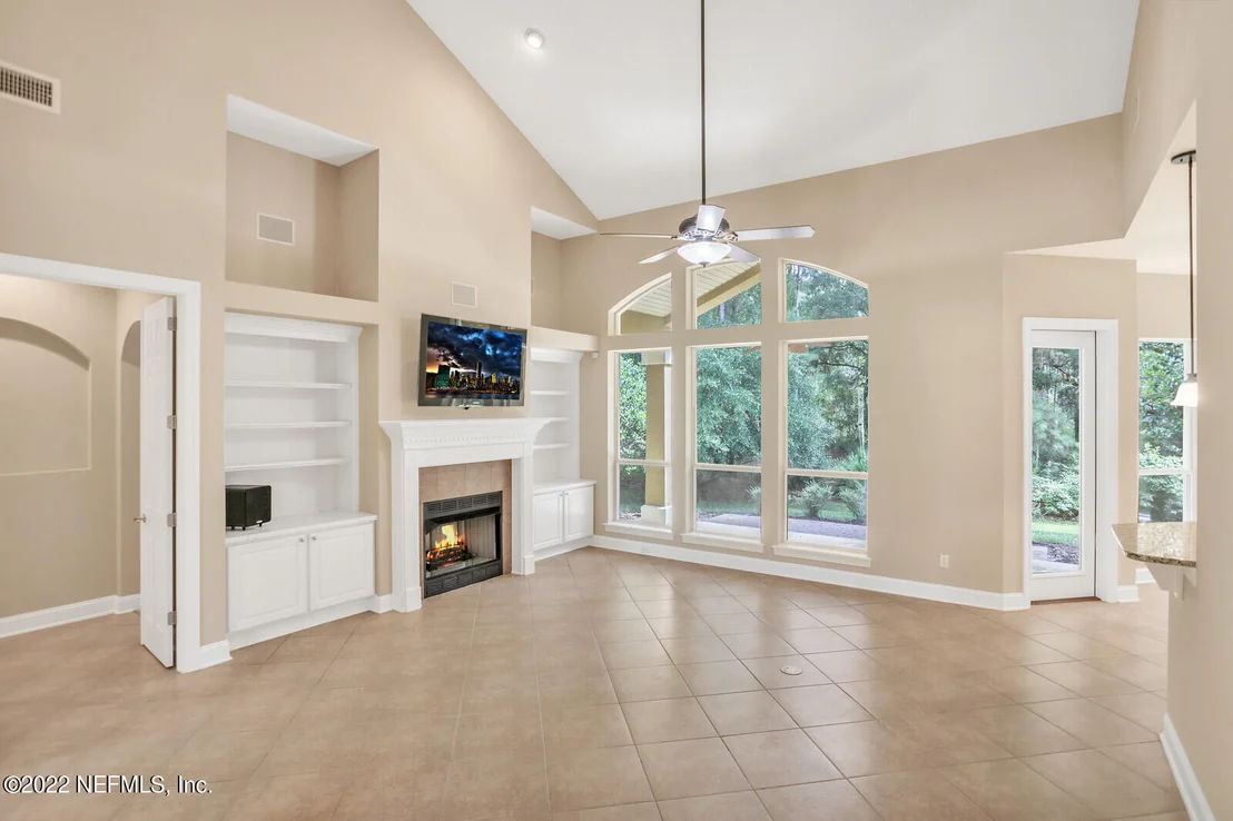 Photo of 275 STONEWELL Drive