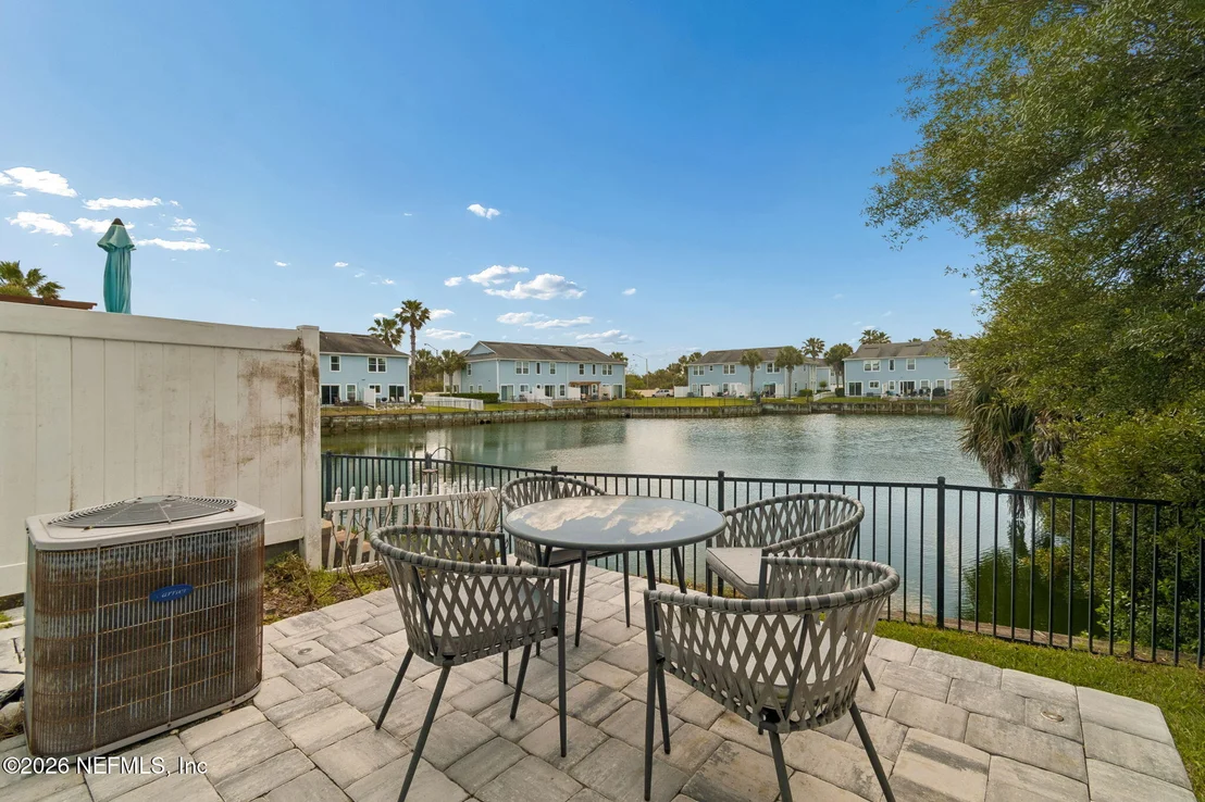 Photo of 58 ISLANDER Circle