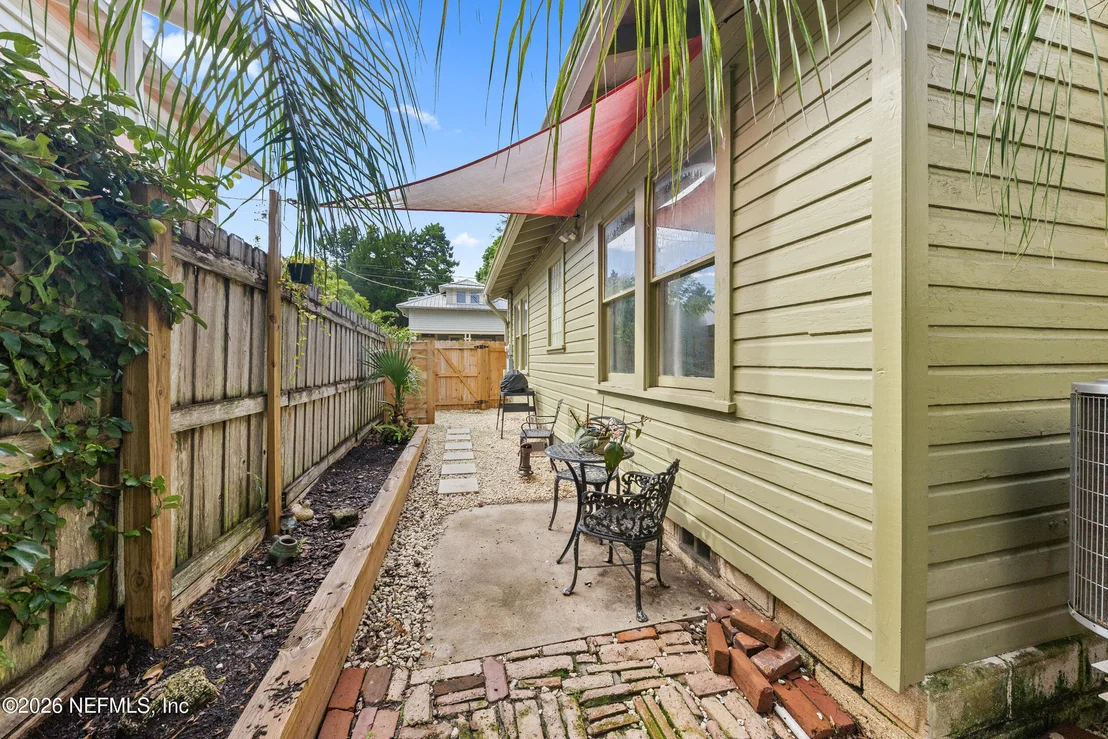 Photo of 61 ABBOTT Street