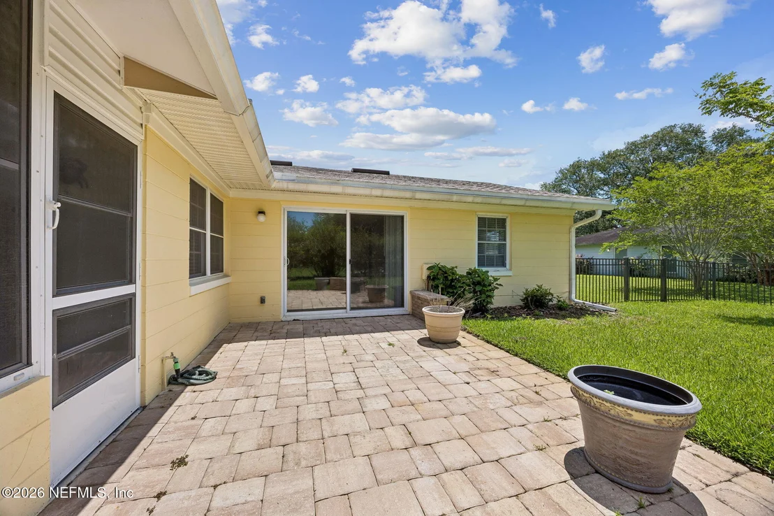 Photo of 995 ALCALA Drive