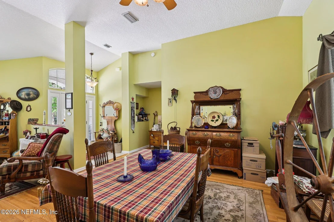 Photo of 1229 CACTUS CUT Road