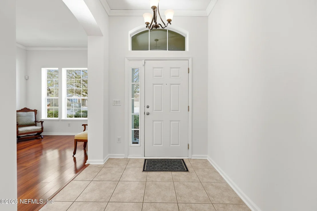 Photo of 936 LAS NAVAS Place