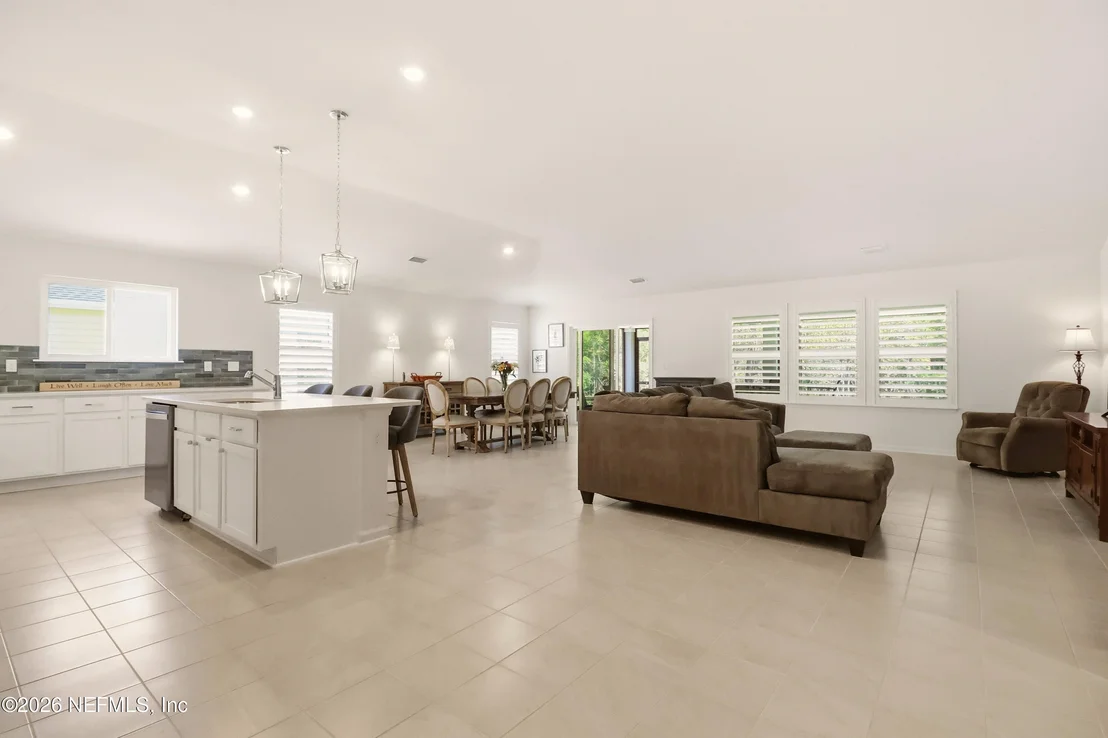 Photo of 242 GOYA Way