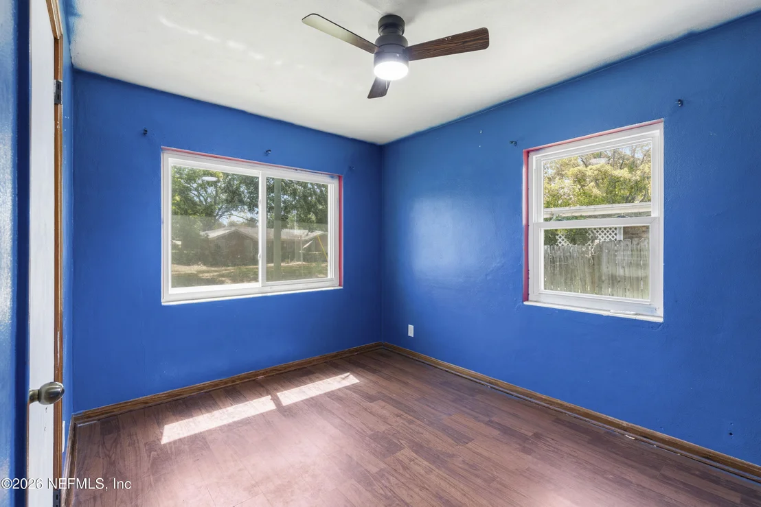 Photo of 4122 RENDALE Drive N
