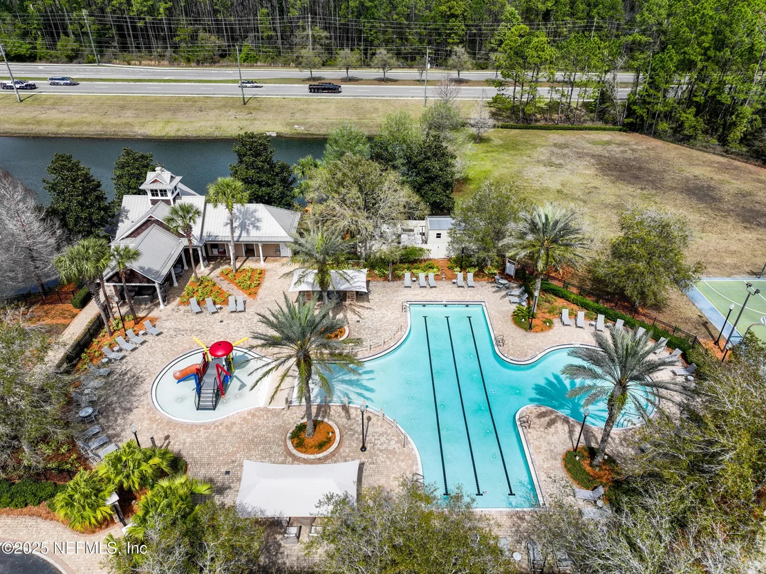 Photo of 1012 BECKINGHAM Drive