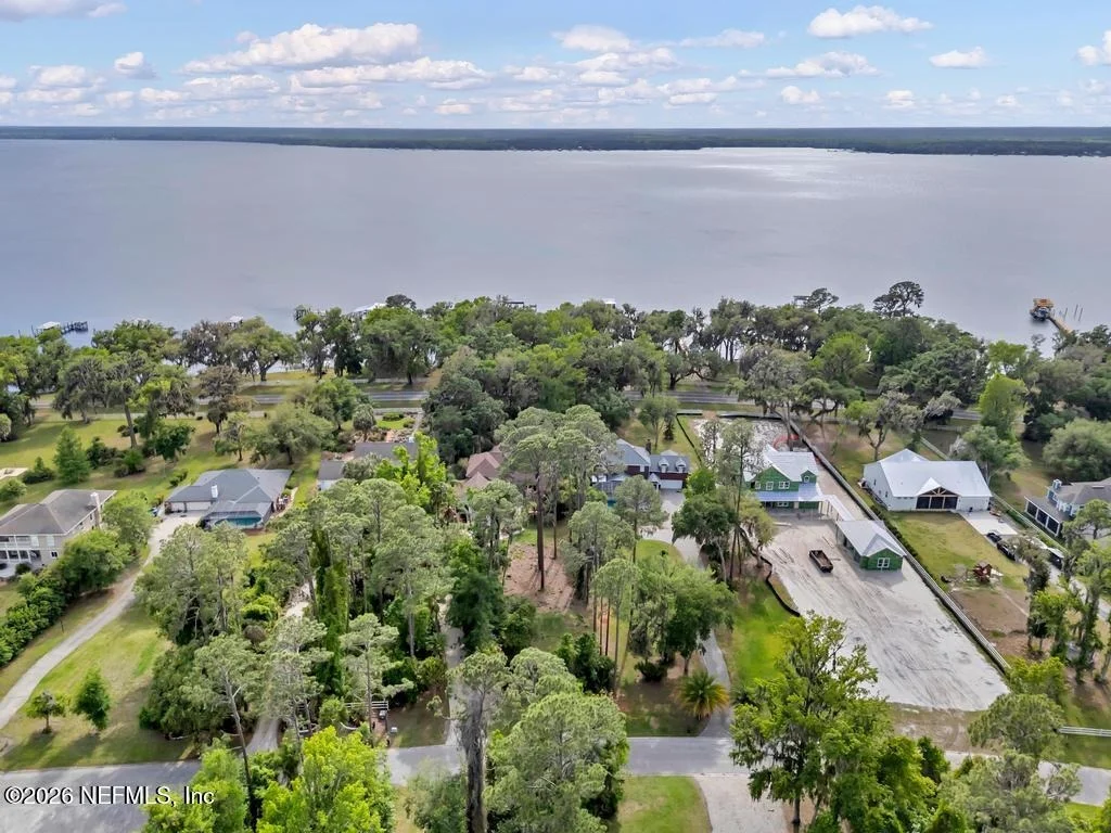 Photo of 124 RIVER PLANTATION Road N