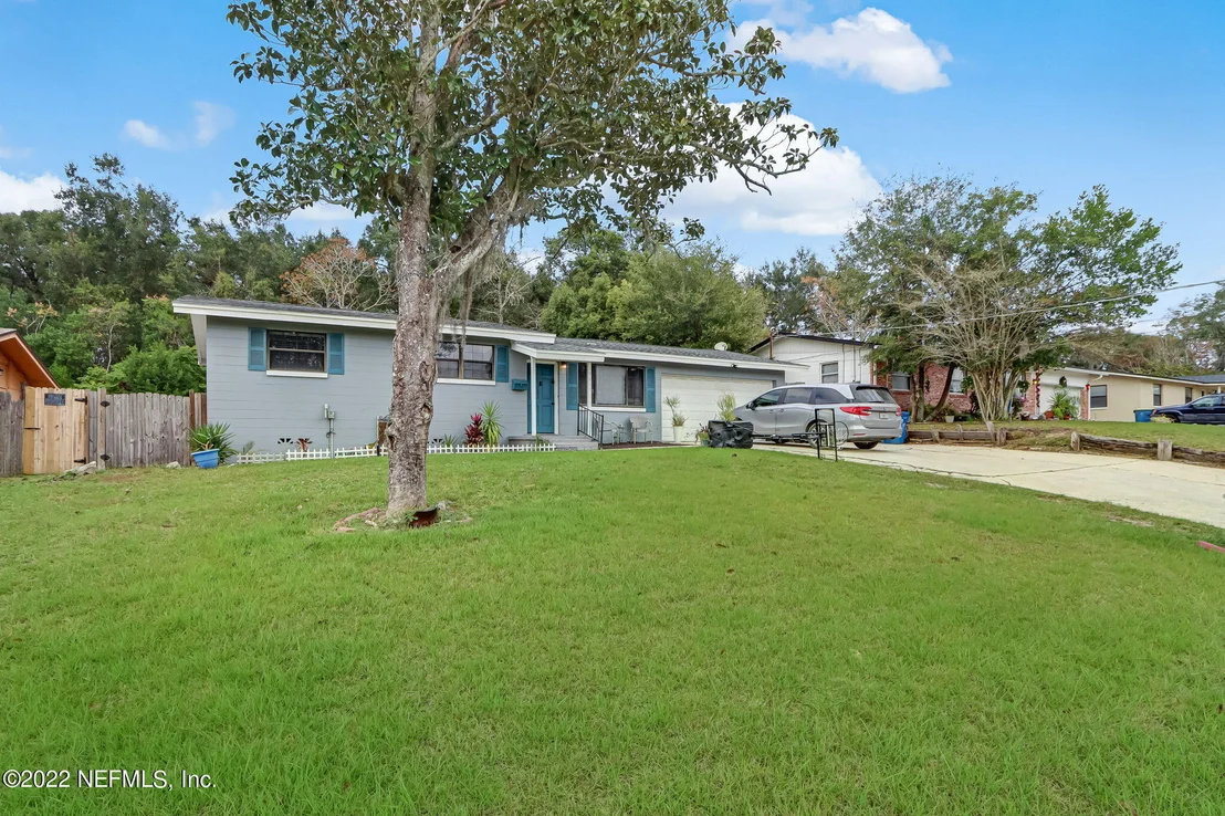 Photo of 10515 JOLYNN Road