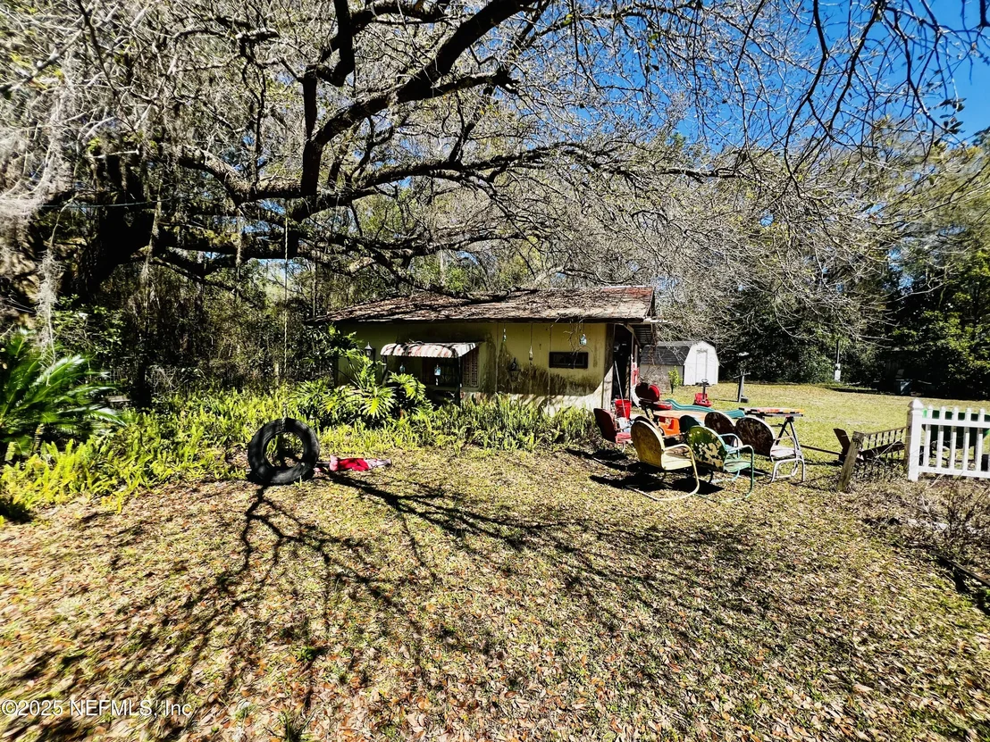 Photo of 2731 HOWARD Road