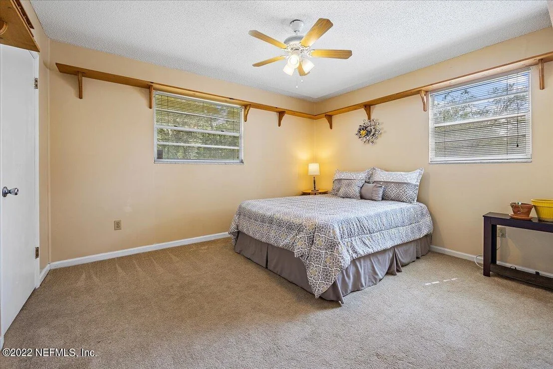 Photo of 8161 CAYUGA Trail N