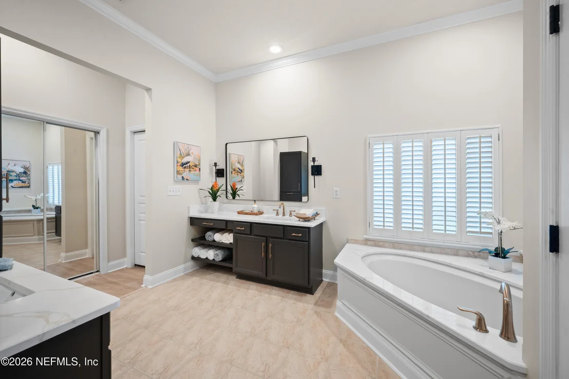 Photo of 837 EAGLE POINT Drive