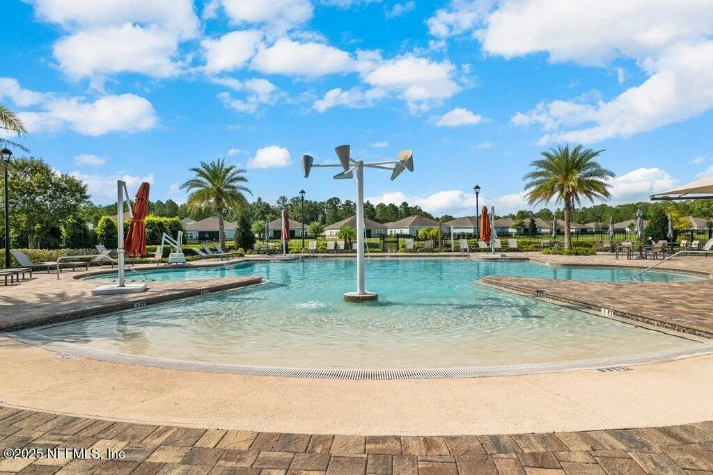 Photo of 1903 AMBERLY Drive