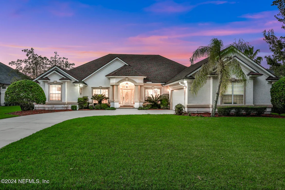 Photo of 225 CLEARLAKE Drive