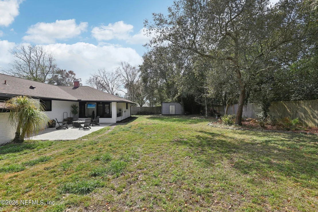 Photo of 12670 AGATITE Road