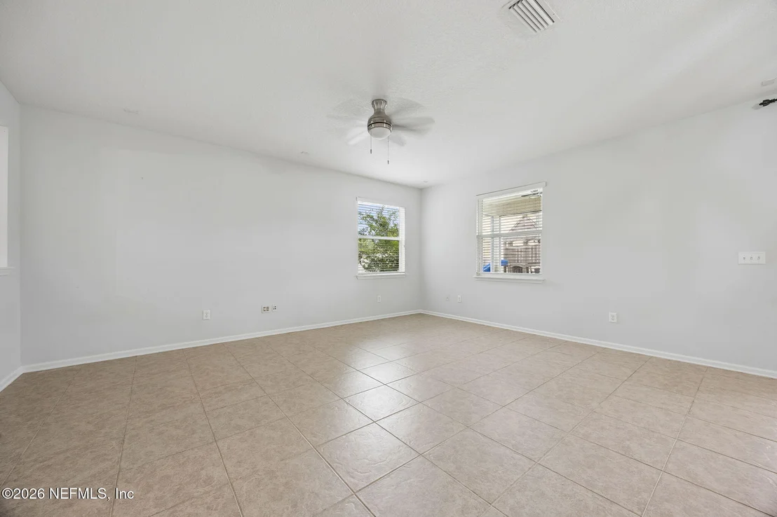 Photo of 95237 PERIWINKLE Place