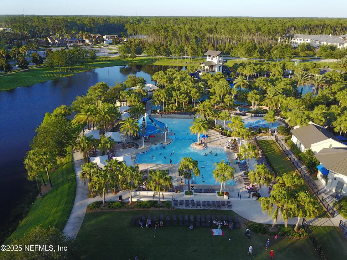 Photo of 212 CORNWALL Drive