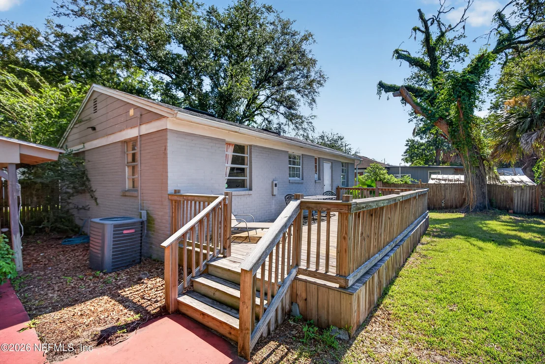 Photo of 3308 SHERIDAN Road