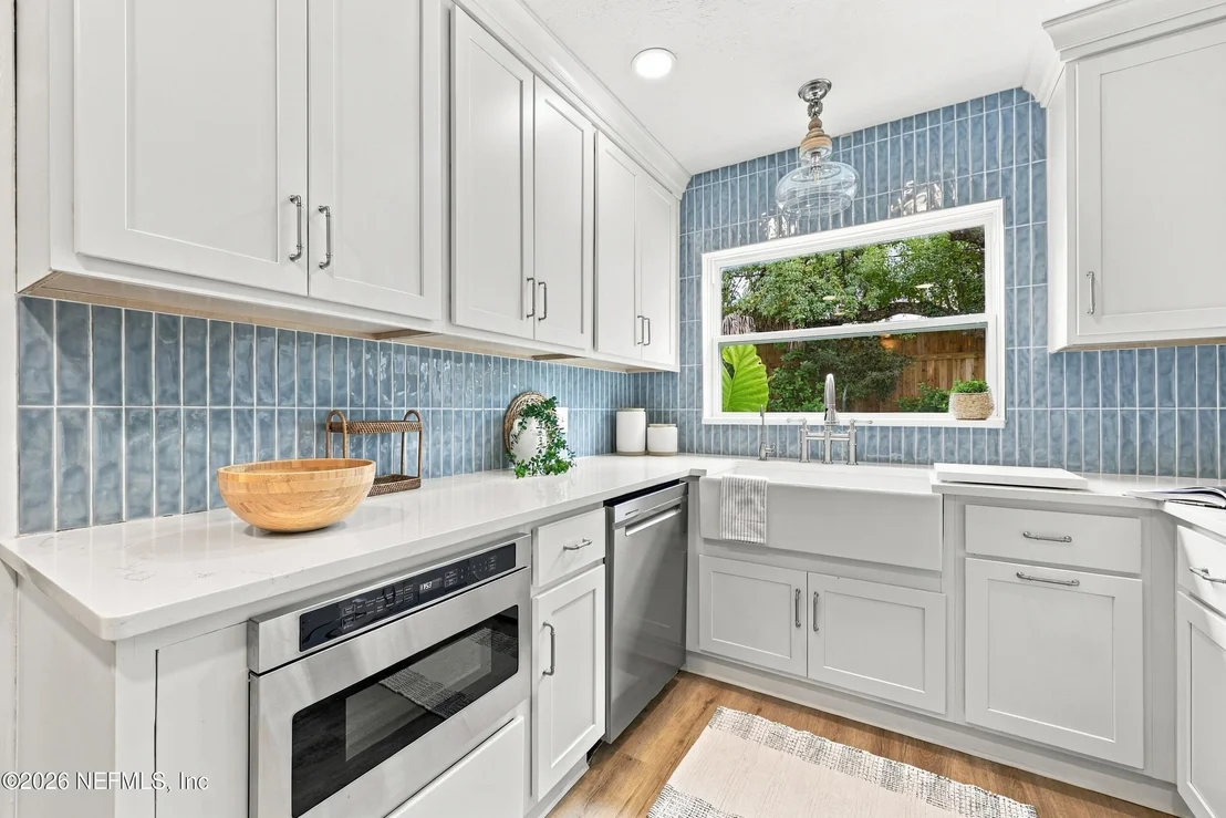 Photo of 25 SANDRA Drive