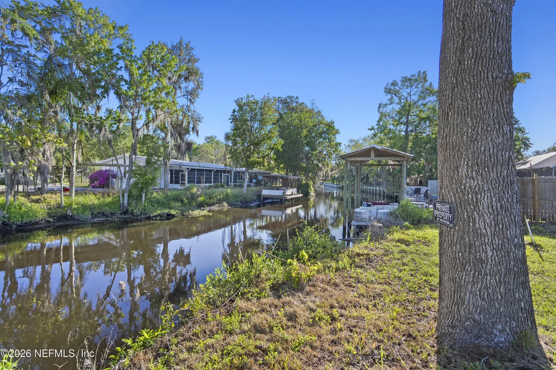Photo of 272 HARBOR Drive