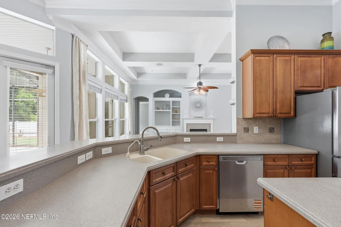 Photo of 1252 N BURGANDY Trail