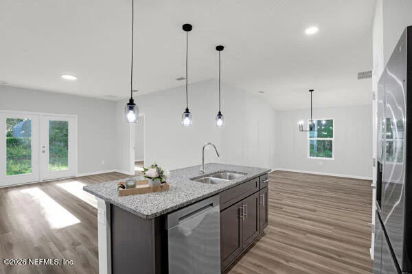 Photo of 407 RUSTIC Road