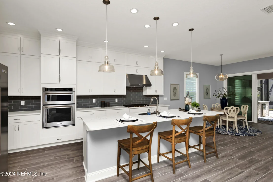 Photo of 10385 SILVERBROOK Trail