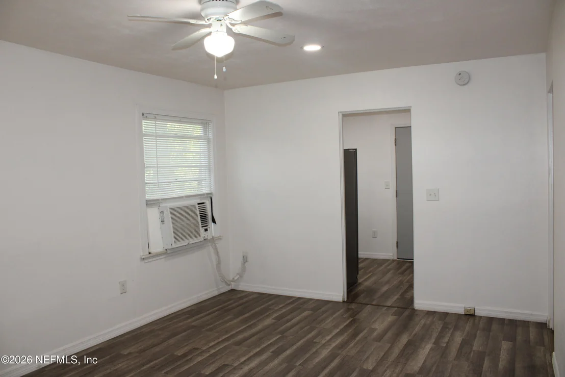 Photo of 3661 CASCADE Road