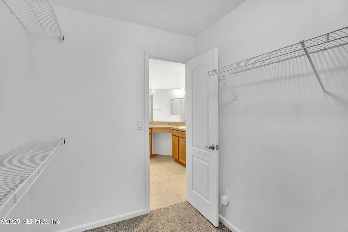 Photo of 6719 ROYAL LEAF Lane