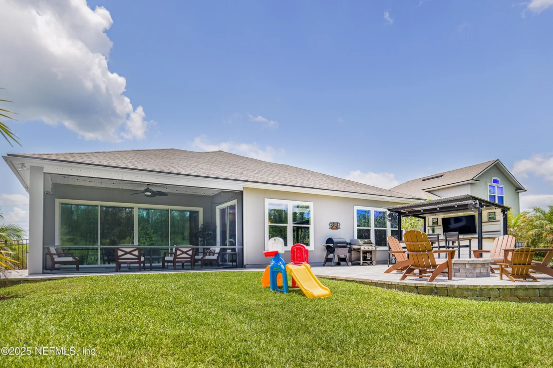 Photo of 310 CEDARSTONE Way
