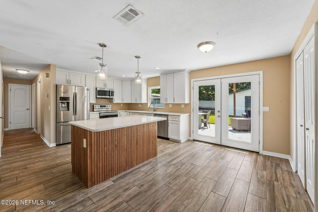 Photo of 317 PENMAN Road