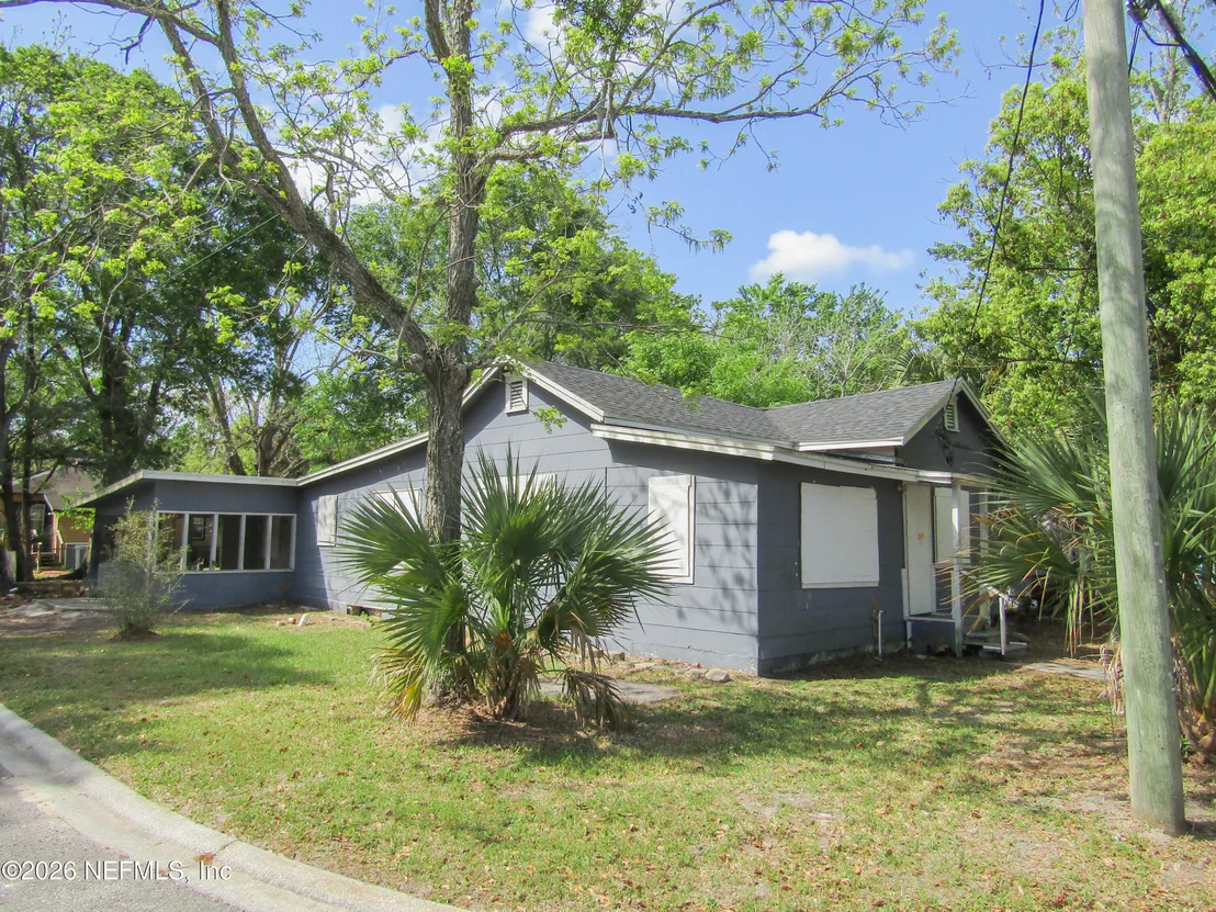 Photo of 3102 THOMAS Street