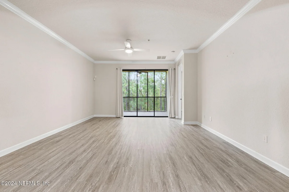 Photo of Unit 303 at 220 PASEO TERRAZA
