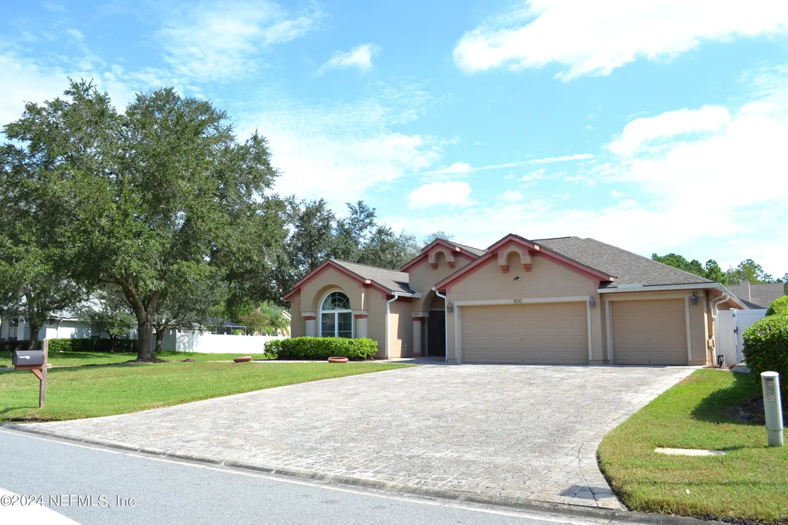 Photo of 800 LAPOMA Way
