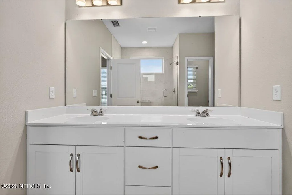 Photo of 21 YARDLEY Court
