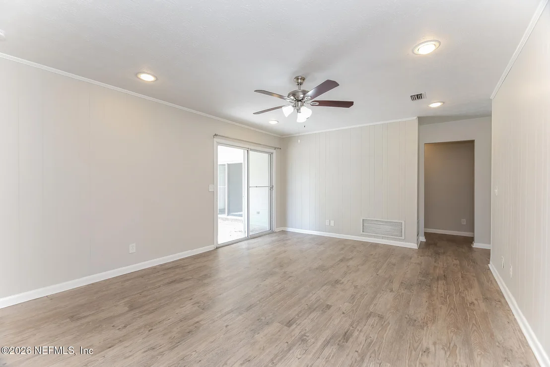 Photo of 8251 VERMANTH Road