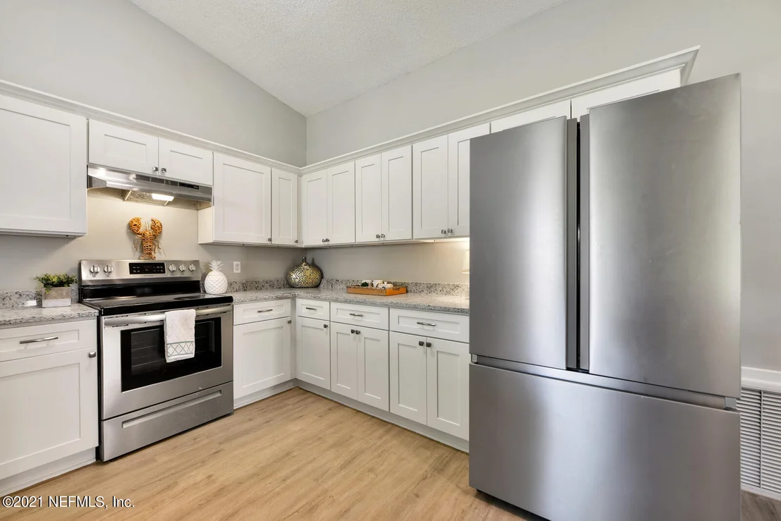 Photo of 8037 FLEUR DE LIS Drive