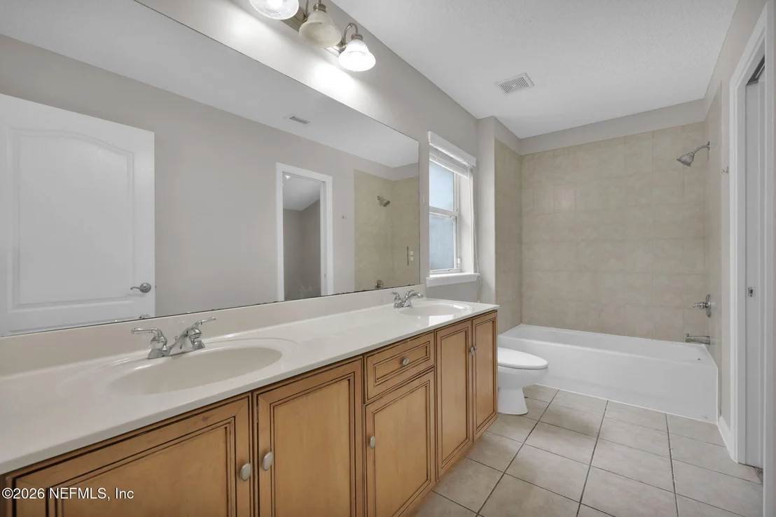 Photo of 879 SONGBIRD Drive