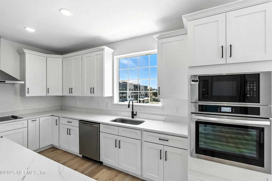 Photo of 45 CORTEZ Avenue