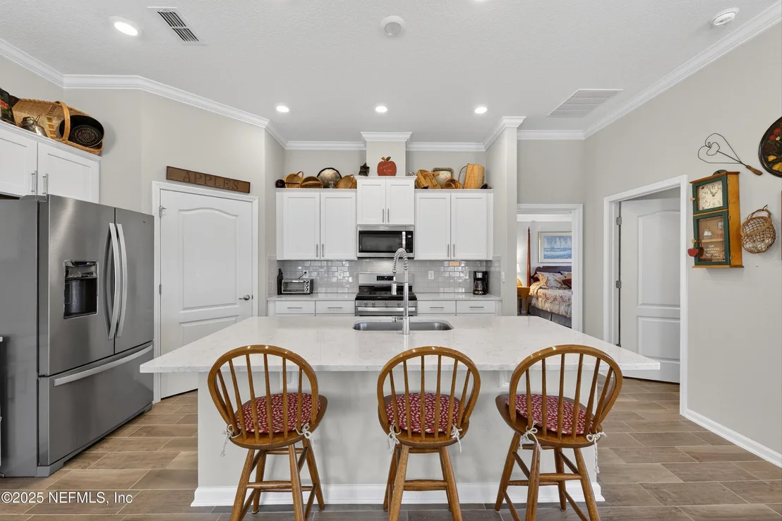 Photo of 70 SPOONBILL Circle