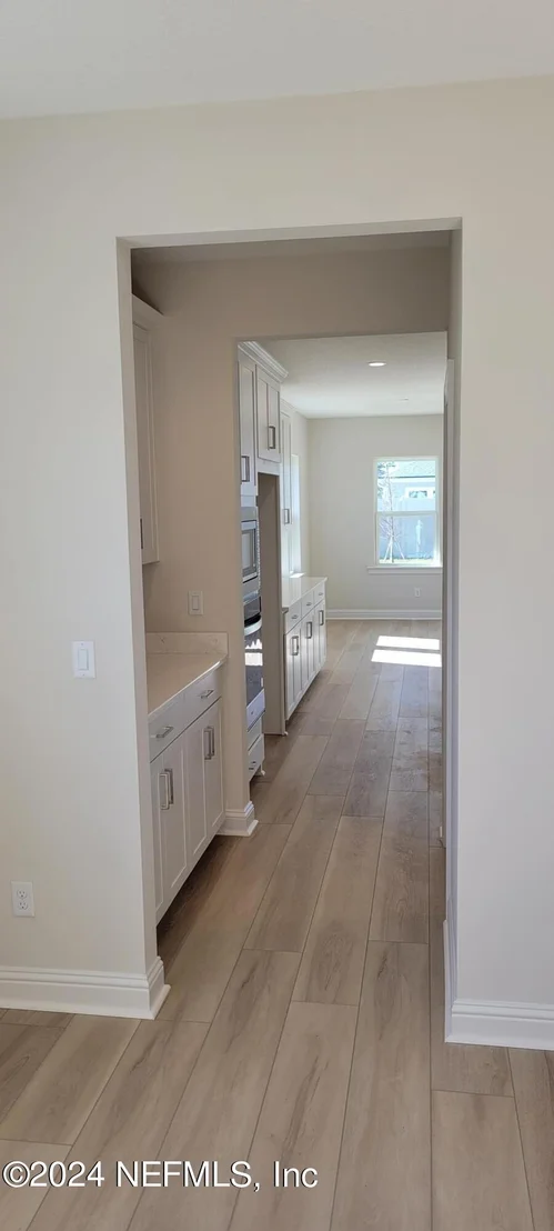 Photo of 435 HILLENDALE Circle