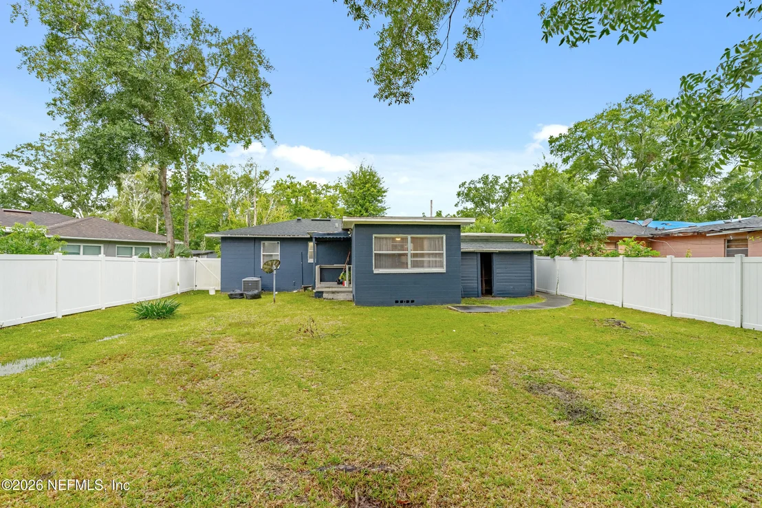 Photo of 5613 BREE Road